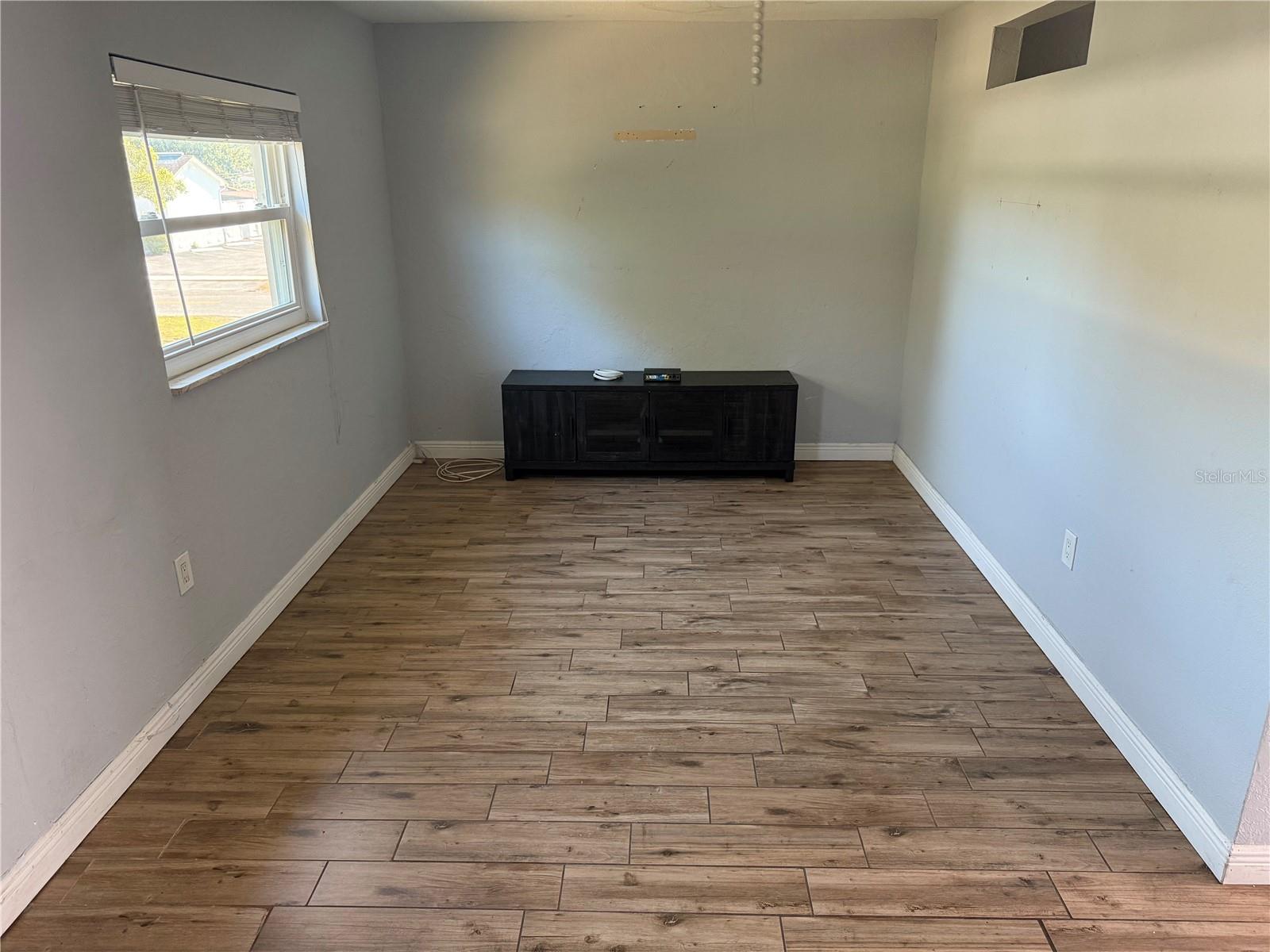 SHIEDERS SUB - Residential Lease