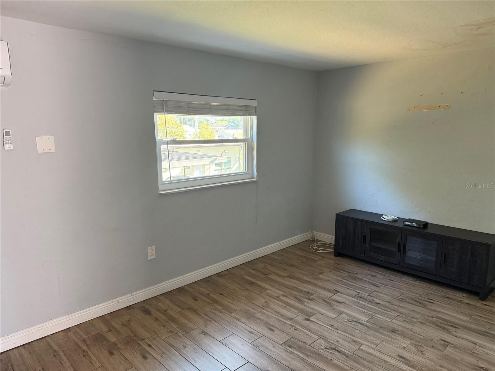 SHIEDERS SUB - Residential Lease