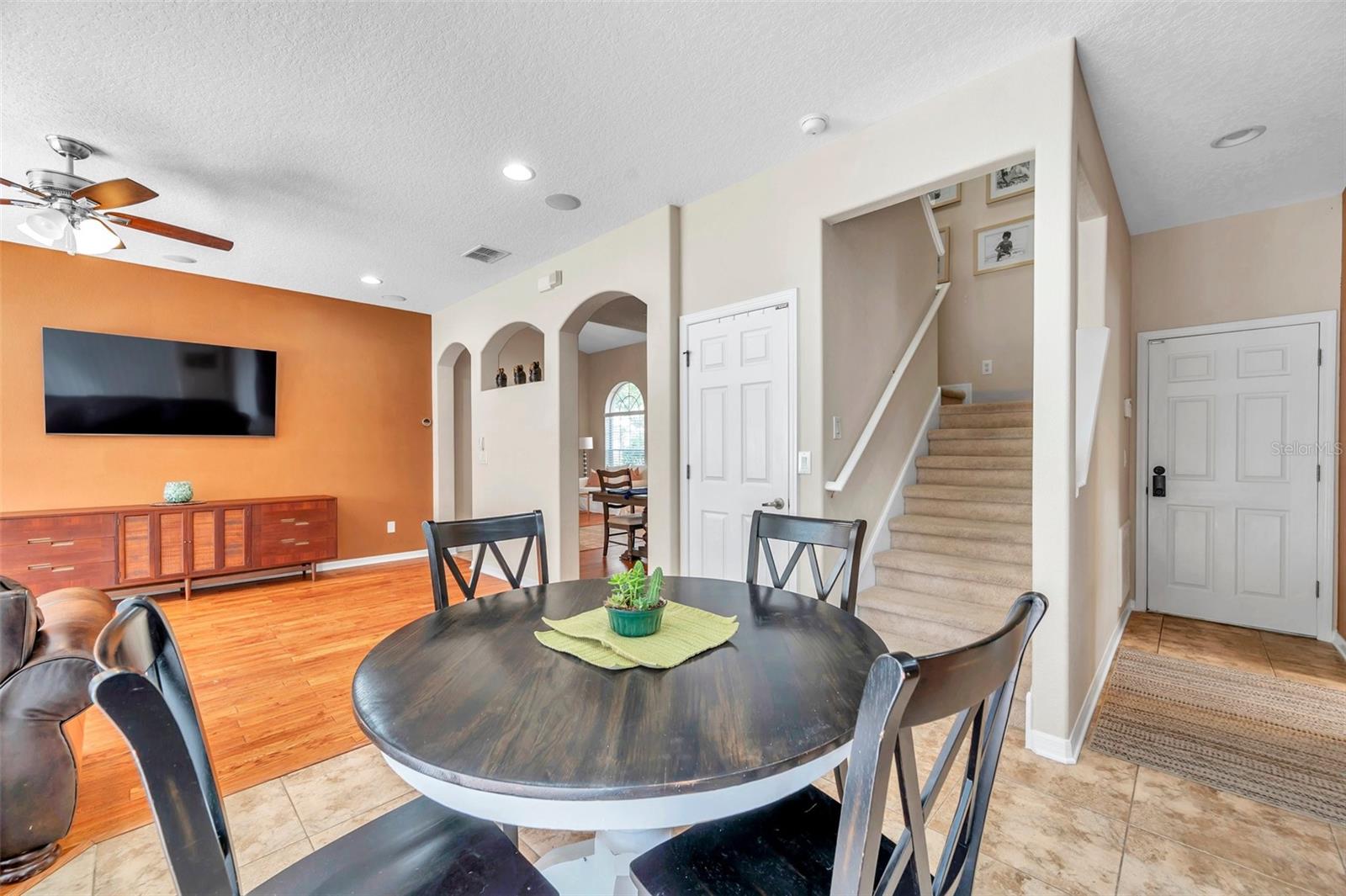 WATERS EDGE - Residential Lease