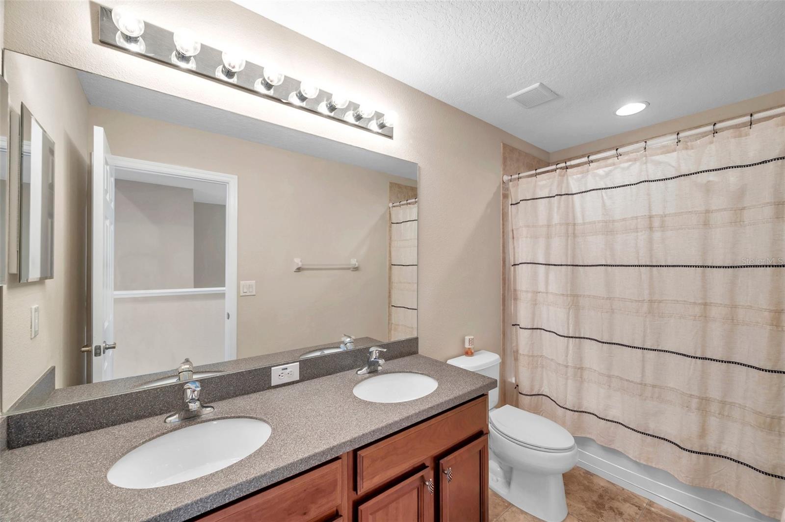 WATERS EDGE - Residential Lease