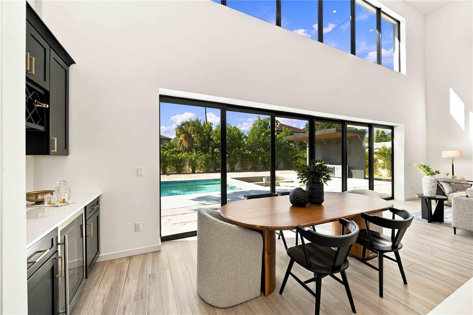 2258 Arlington St, Sarasota, FL, 34239, USA, 5 Bedrooms Bedrooms, ,6 BathroomsBathrooms,Residential,Active,2258 Arlington St,A4696669