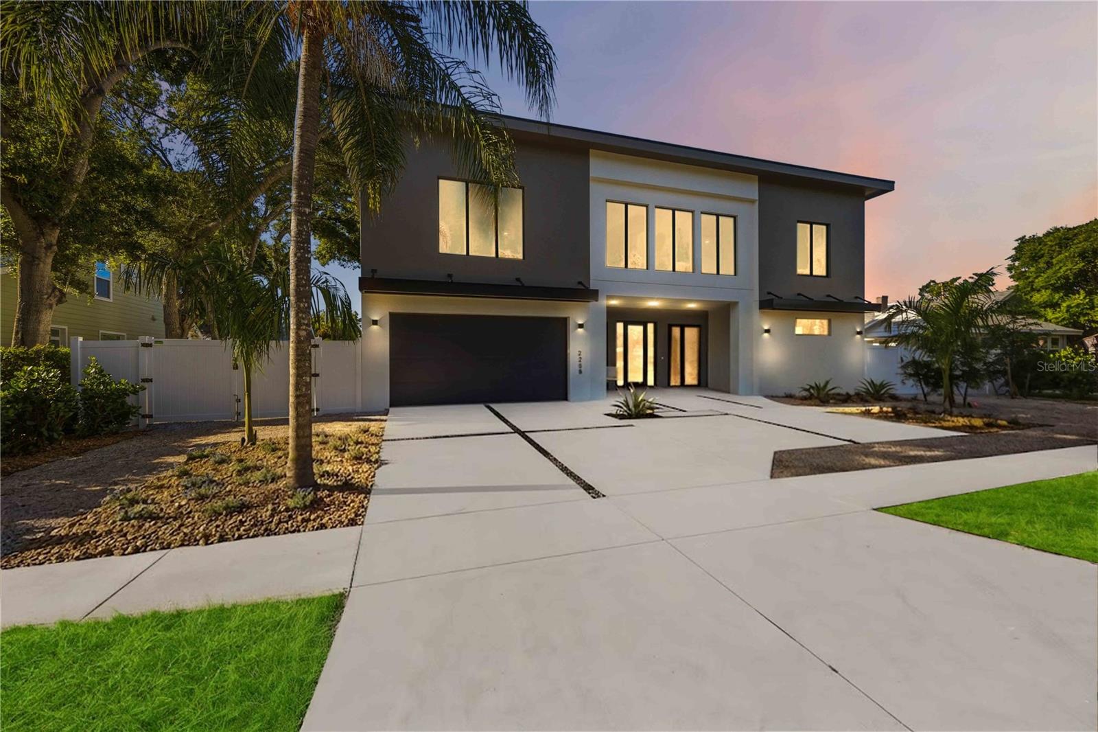 2258 Arlington St, Sarasota, FL, 34239, USA, 5 Bedrooms Bedrooms, ,6 BathroomsBathrooms,Residential,Active,2258 Arlington St,A4696669