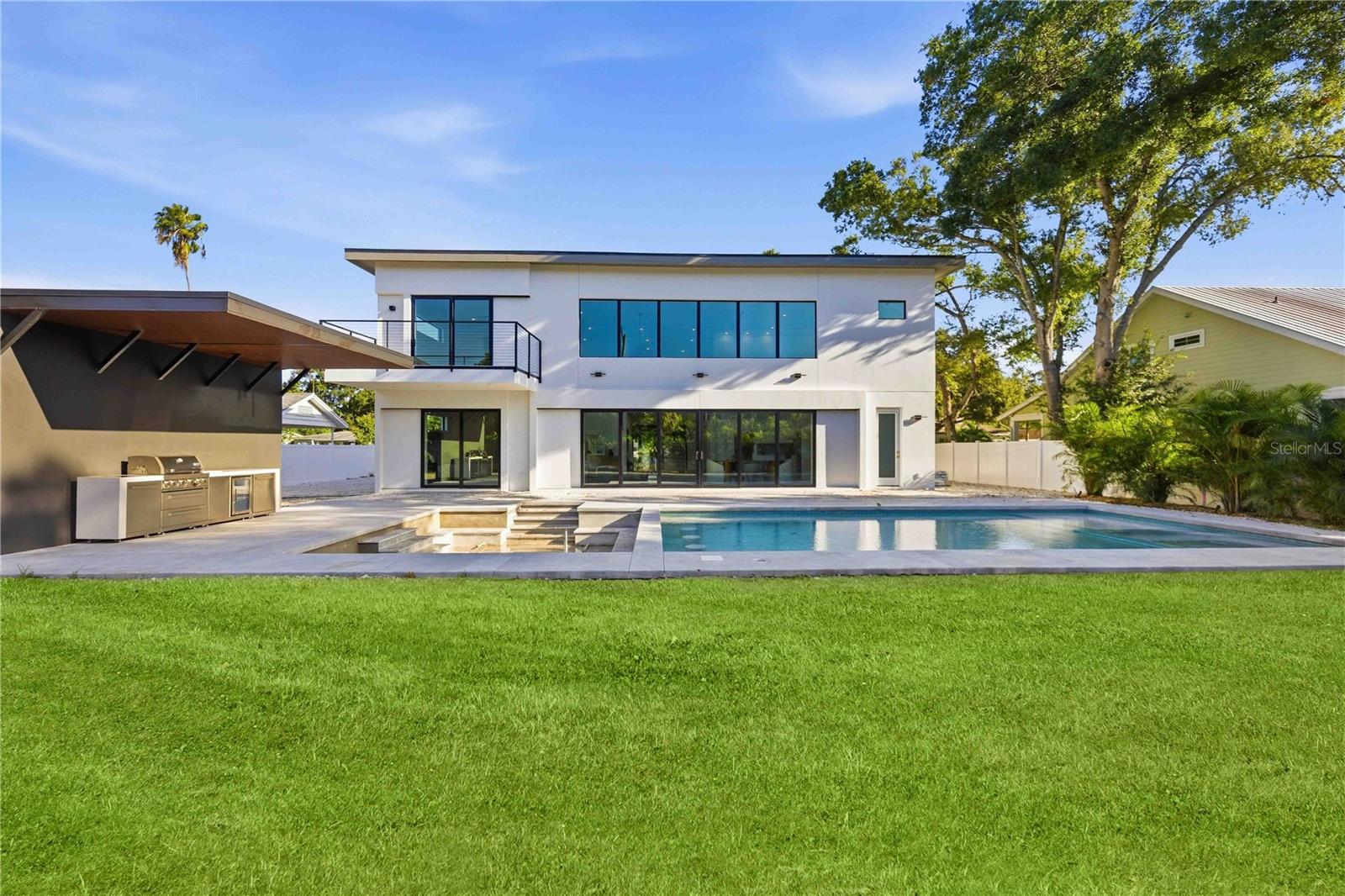 2258 Arlington St, Sarasota, FL, 34239, USA, 5 Bedrooms Bedrooms, ,6 BathroomsBathrooms,Residential,Active,2258 Arlington St,A4696669