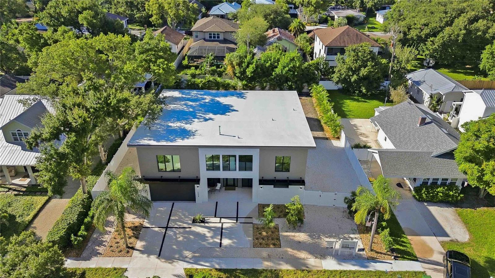 2258 Arlington St, Sarasota, FL, 34239, USA, 5 Bedrooms Bedrooms, ,6 BathroomsBathrooms,Residential,Active,2258 Arlington St,A4696669