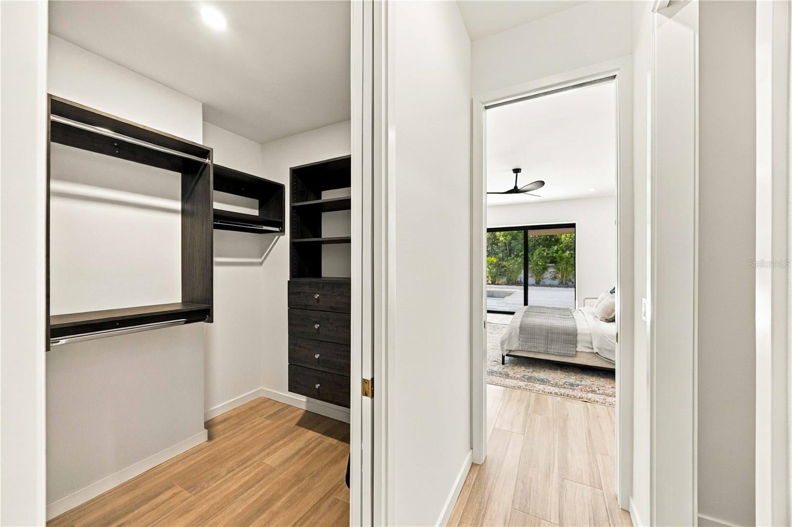 2258 Arlington St, Sarasota, FL, 34239, USA, 5 Bedrooms Bedrooms, ,6 BathroomsBathrooms,Residential,Active,2258 Arlington St,A4696669
