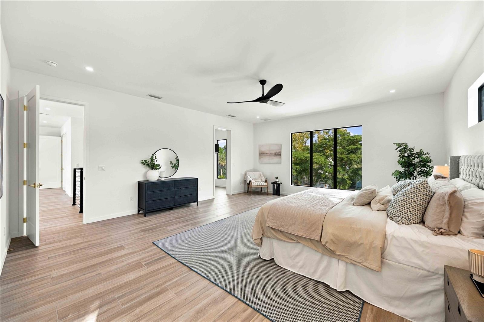 2258 Arlington St, Sarasota, FL, 34239, USA, 5 Bedrooms Bedrooms, ,6 BathroomsBathrooms,Residential,Active,2258 Arlington St,A4696669