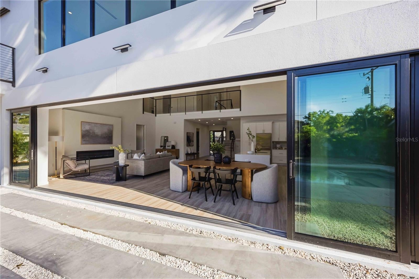 2258 Arlington St, Sarasota, FL, 34239, USA, 5 Bedrooms Bedrooms, ,6 BathroomsBathrooms,Residential,Active,2258 Arlington St,A4696669