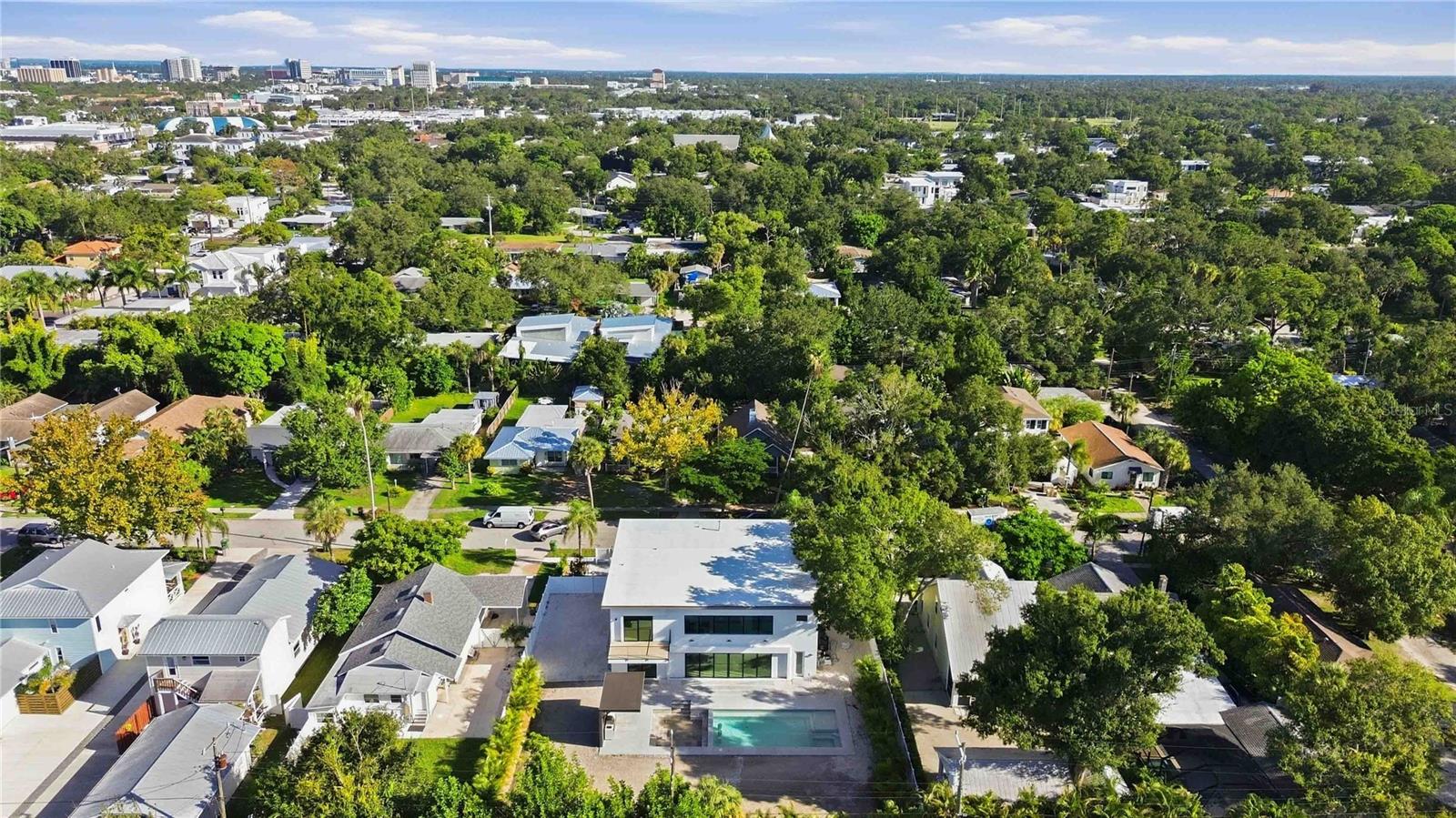 2258 Arlington St, Sarasota, FL, 34239, USA, 5 Bedrooms Bedrooms, ,6 BathroomsBathrooms,Residential,Active,2258 Arlington St,A4696669