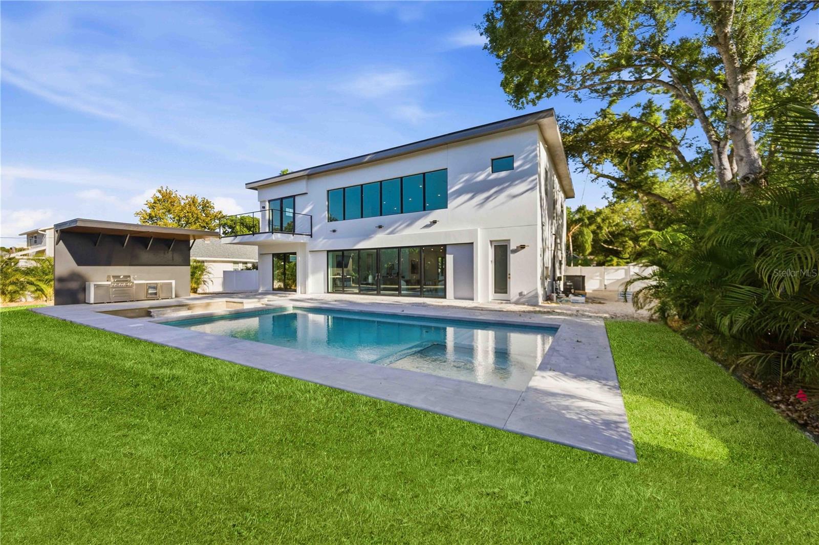 2258 Arlington St, Sarasota, FL, 34239, USA, 5 Bedrooms Bedrooms, ,6 BathroomsBathrooms,Residential,Active,2258 Arlington St,A4696669