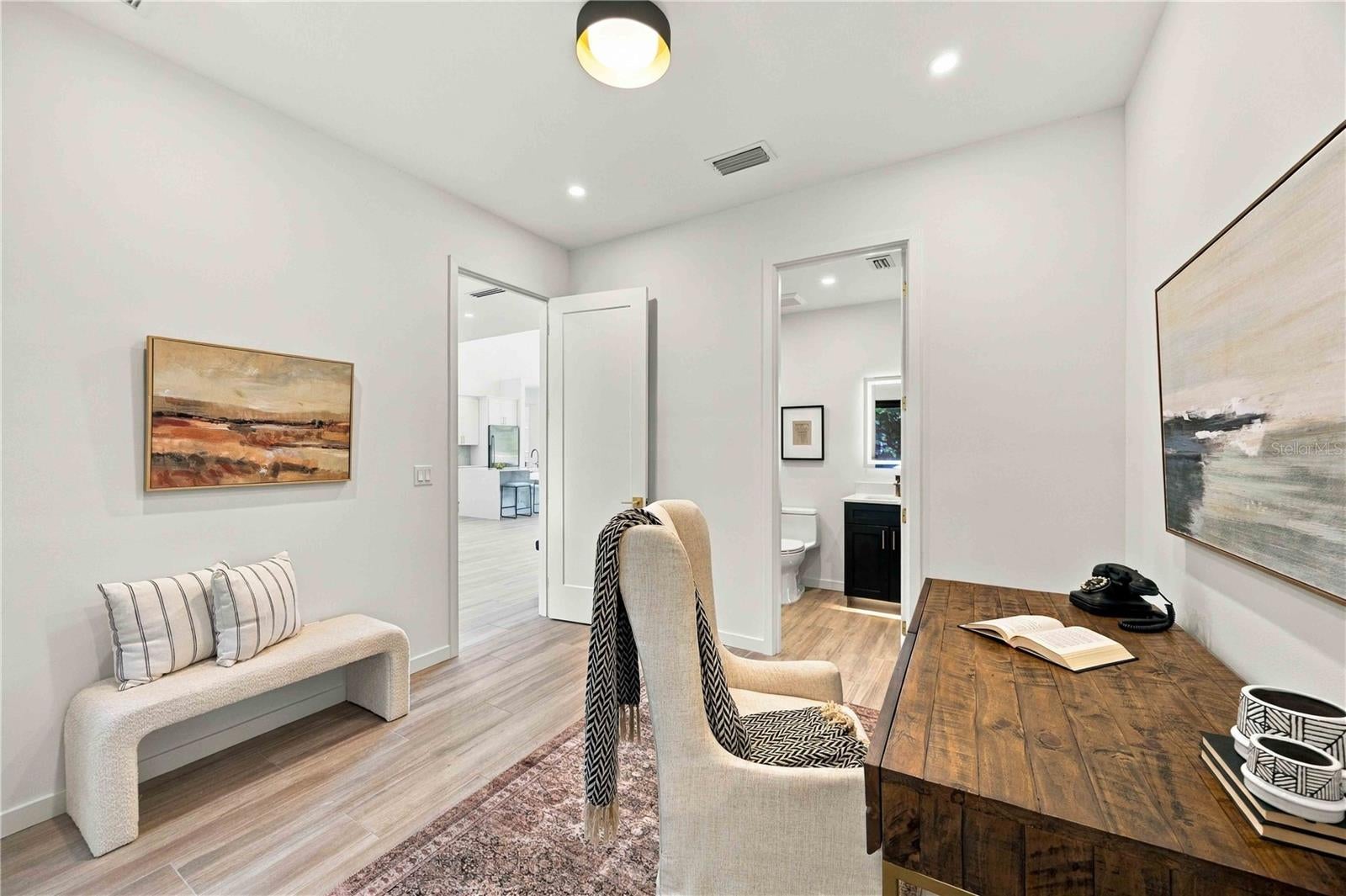 2258 Arlington St, Sarasota, FL, 34239, USA, 5 Bedrooms Bedrooms, ,6 BathroomsBathrooms,Residential,Active,2258 Arlington St,A4696669