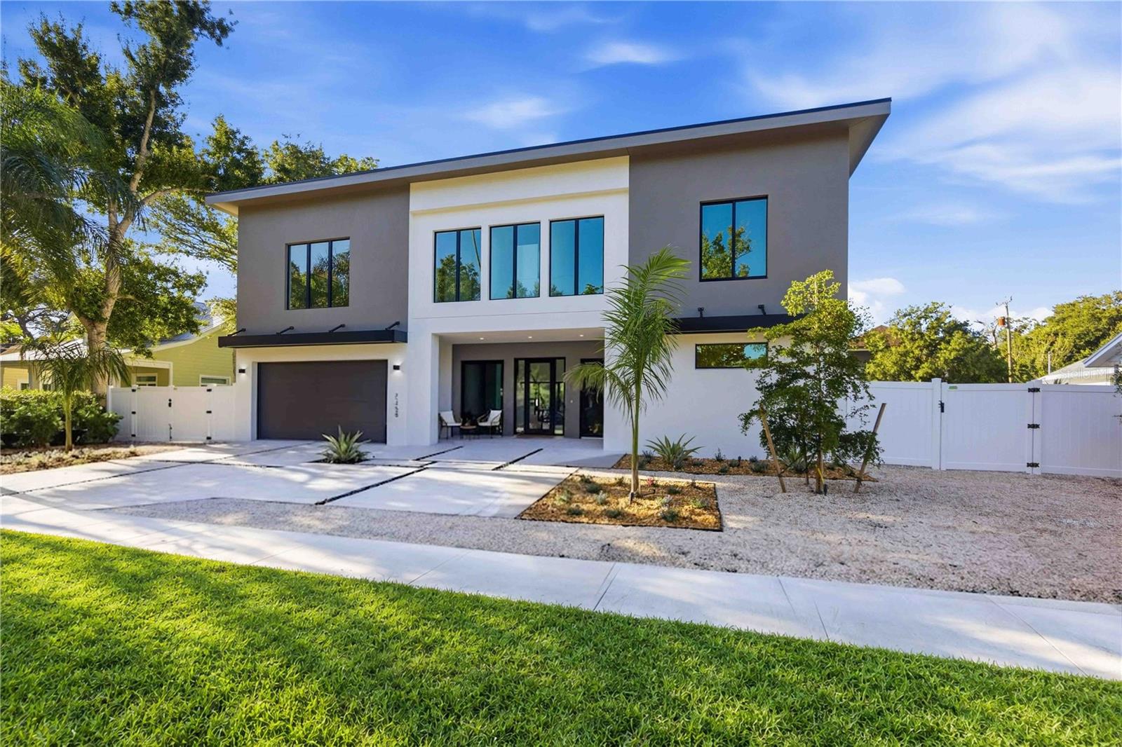 2258 Arlington St, Sarasota, FL, 34239, USA, 5 Bedrooms Bedrooms, ,6 BathroomsBathrooms,Residential,Active,2258 Arlington St,A4696669