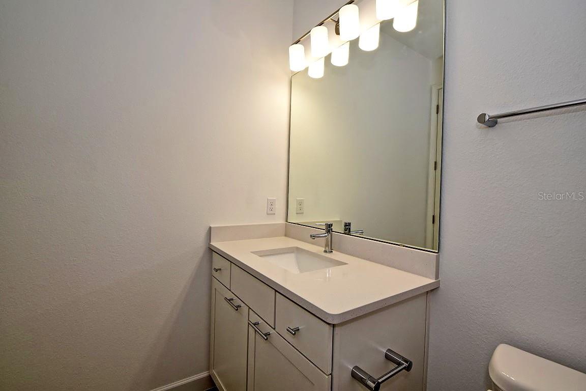 GRANDE OAKS AT HEATHROW - Residential Lease