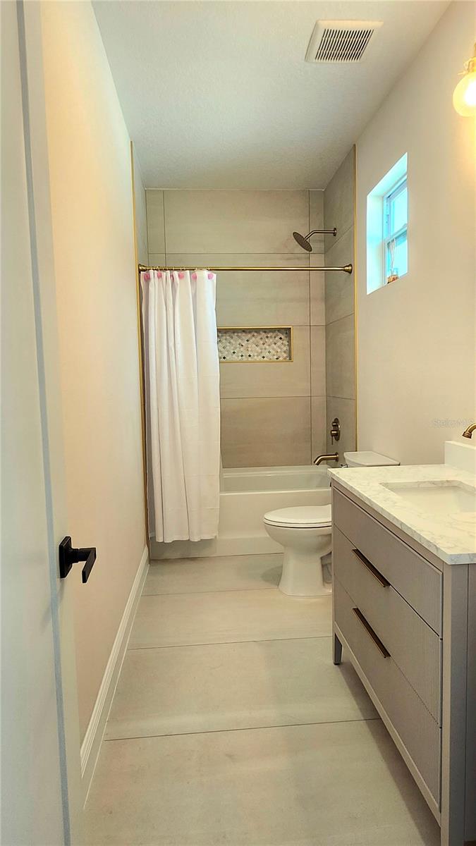 SEA COLONY AT GULF LANDINGS PH 02 - Residential