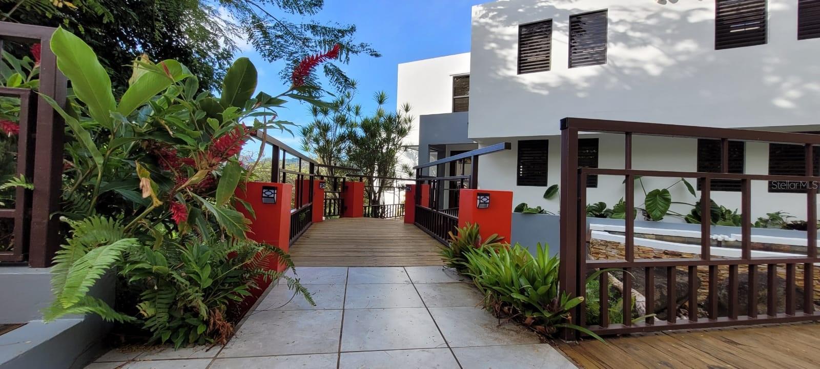 PR 992 KM3.4 3 ST VILLAS DE LUQUILLO D18