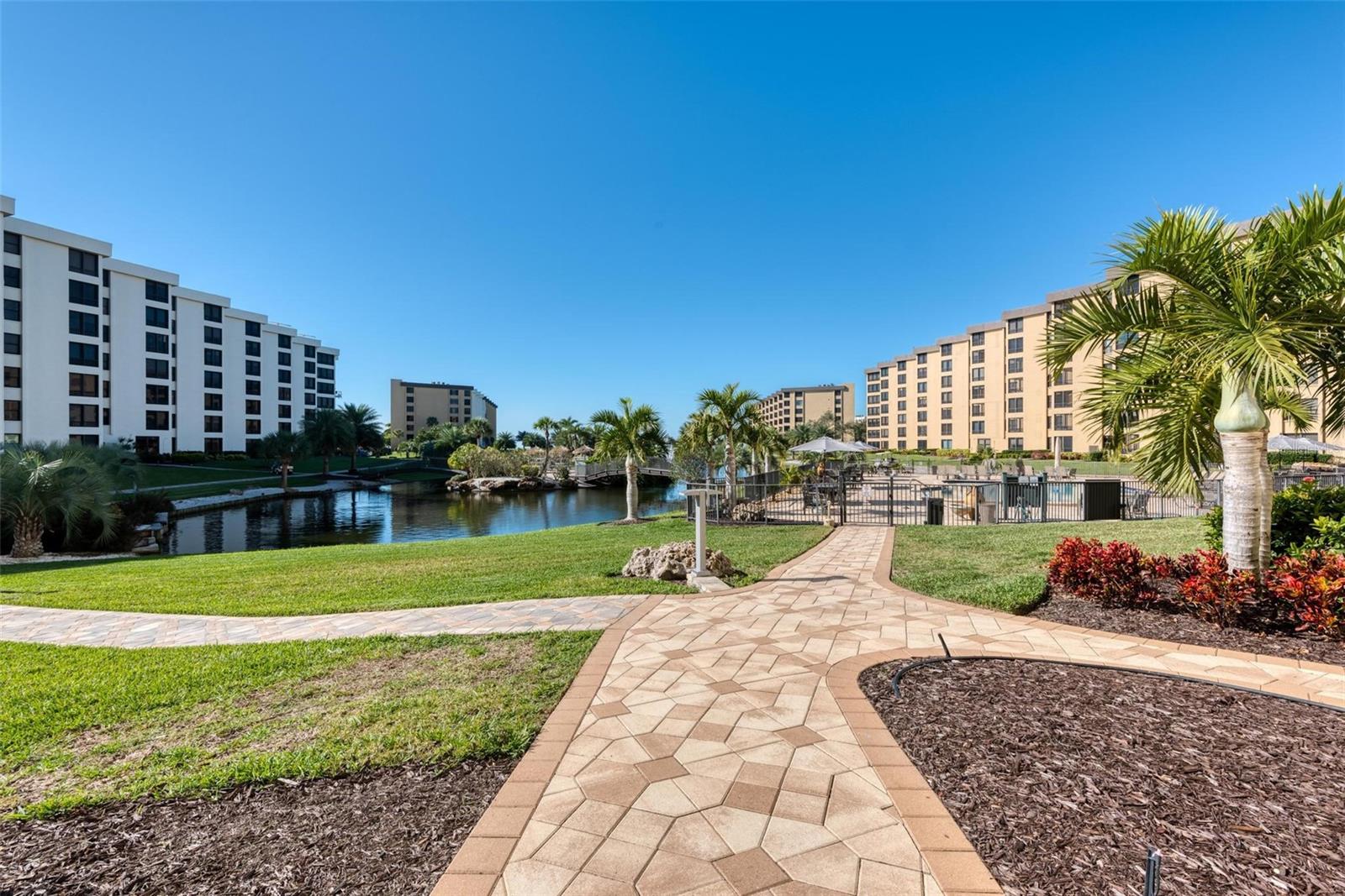 5740 MIDNIGHT PASS ROAD 402
