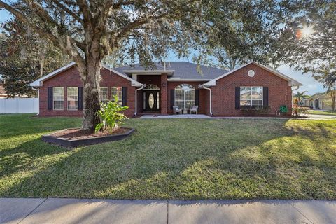 A home in DELAND