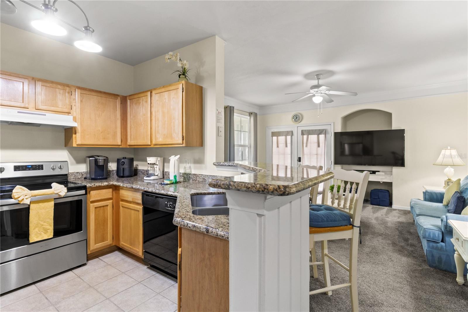 RUNAWAY BEACH CLUB CONDO - Residential