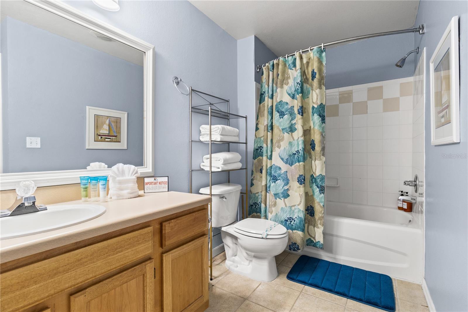 RUNAWAY BEACH CLUB CONDO - Residential