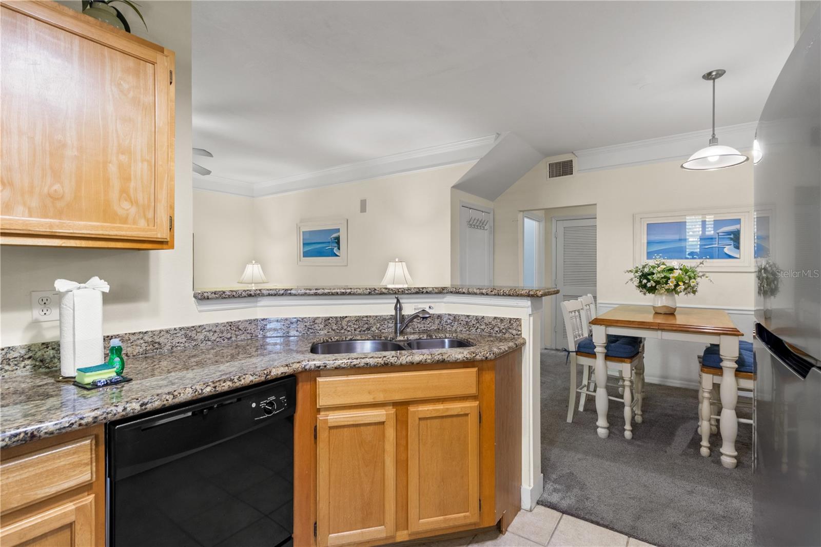 RUNAWAY BEACH CLUB CONDO - Residential