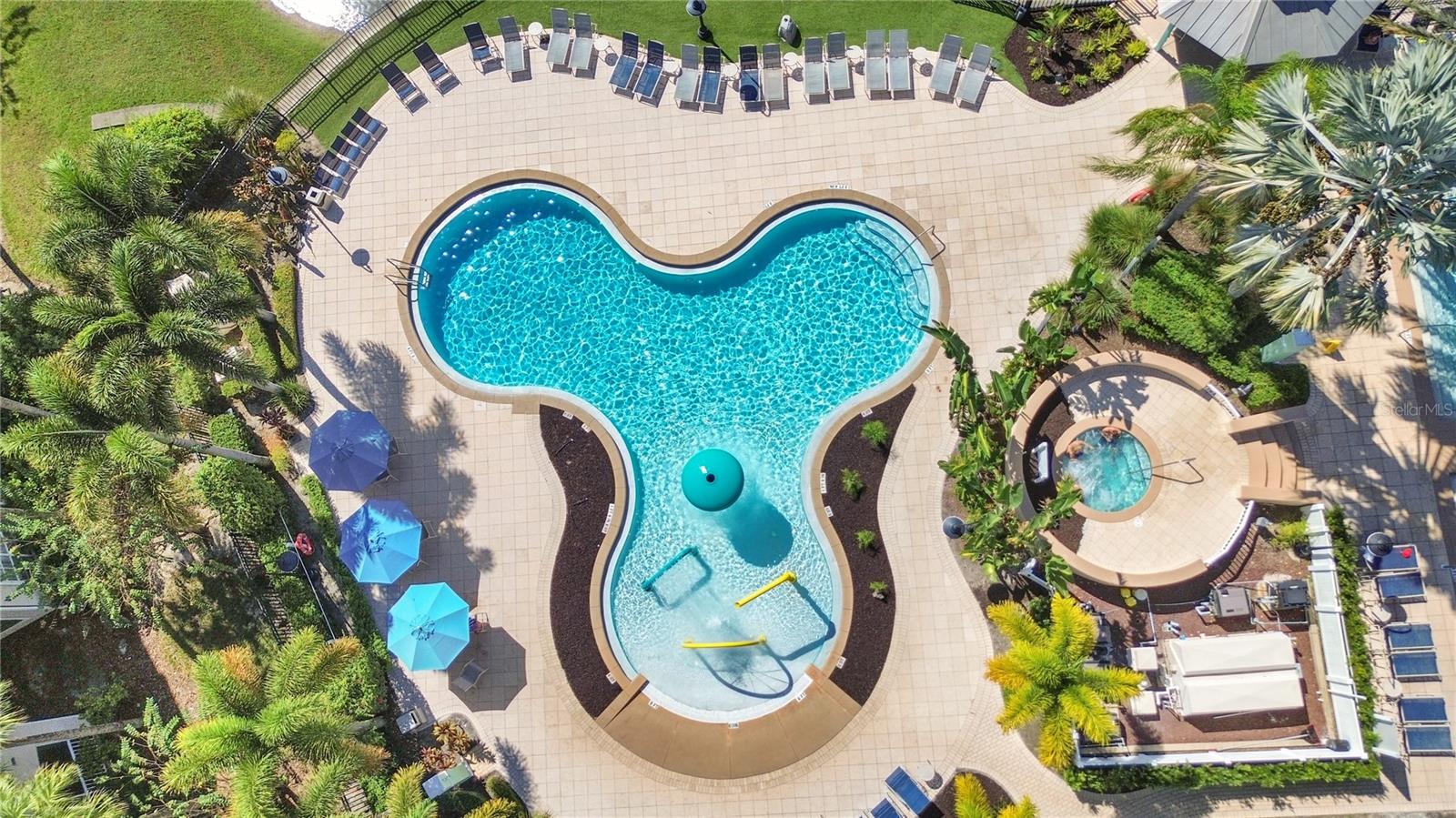 RUNAWAY BEACH CLUB CONDO - Residential