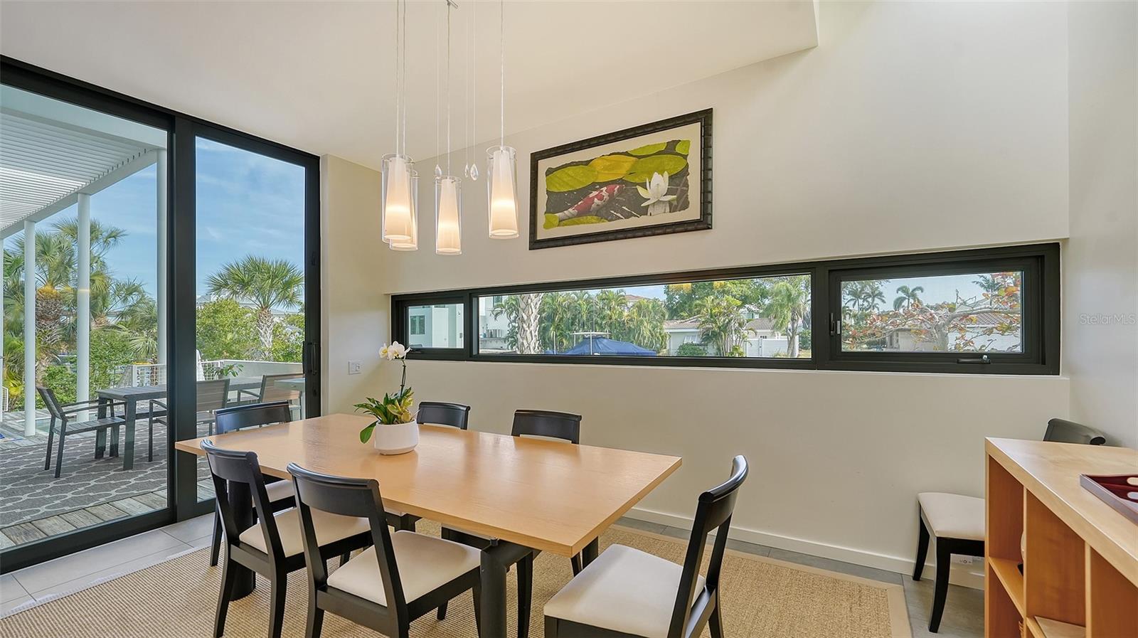 COUNTRY CLUB SHORES - Residential