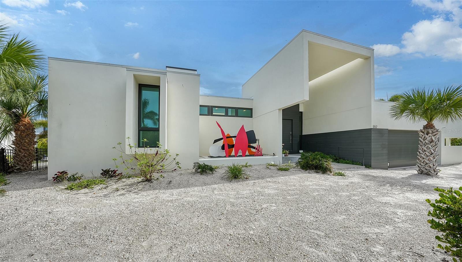 COUNTRY CLUB SHORES - Residential