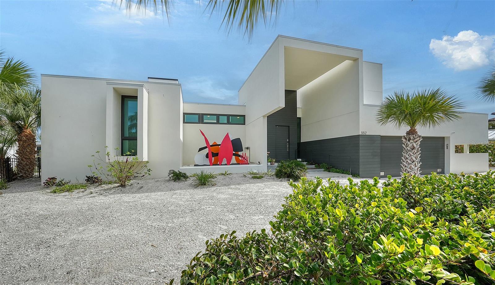 COUNTRY CLUB SHORES - Residential