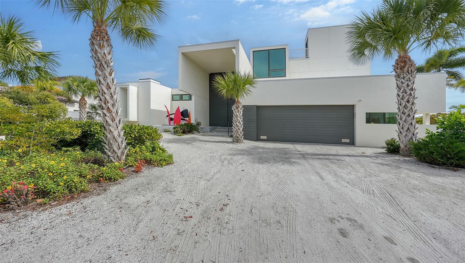 COUNTRY CLUB SHORES - Residential