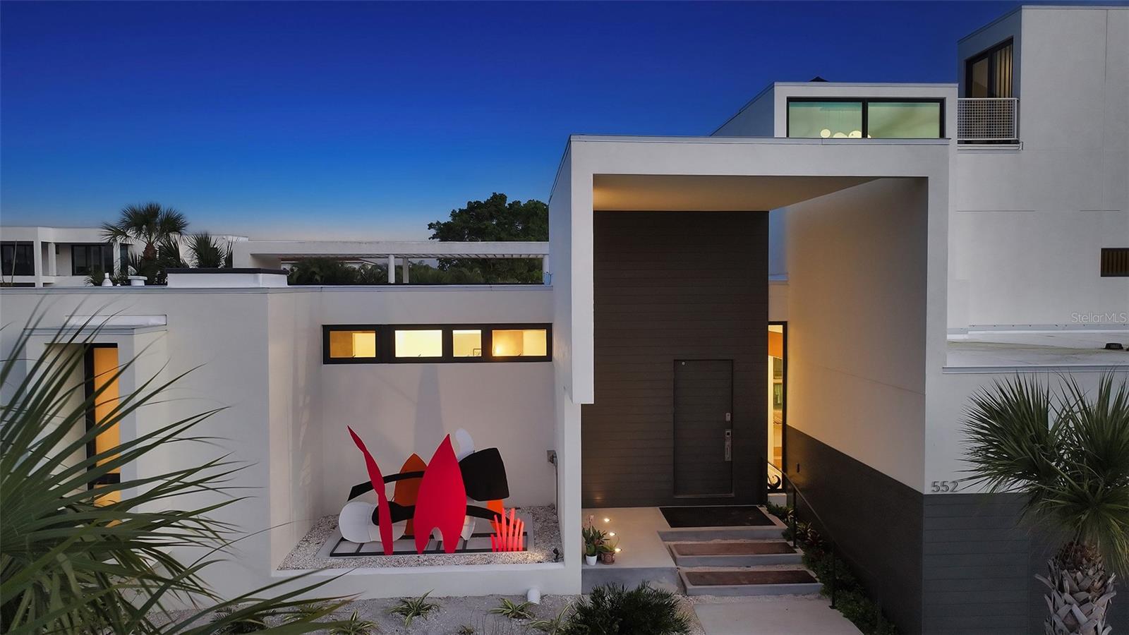 COUNTRY CLUB SHORES - Residential