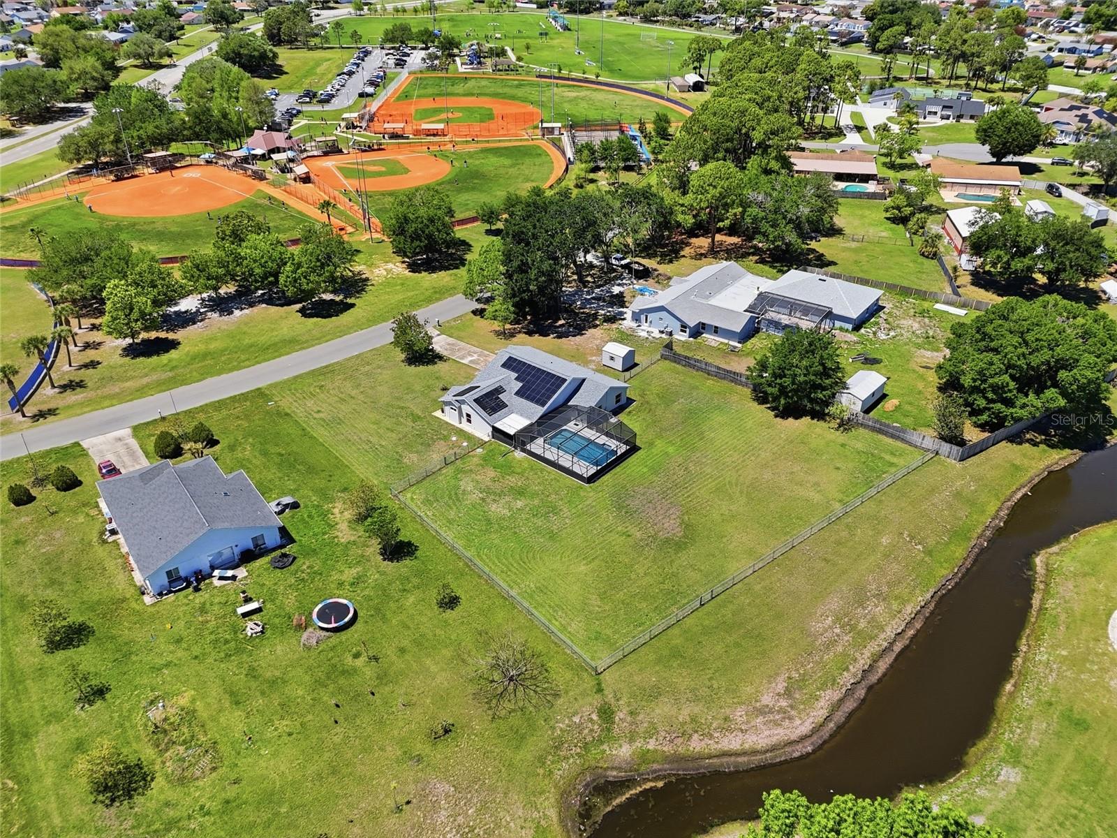 BUENAVENTURA LAKES UNIT 05 - Residential