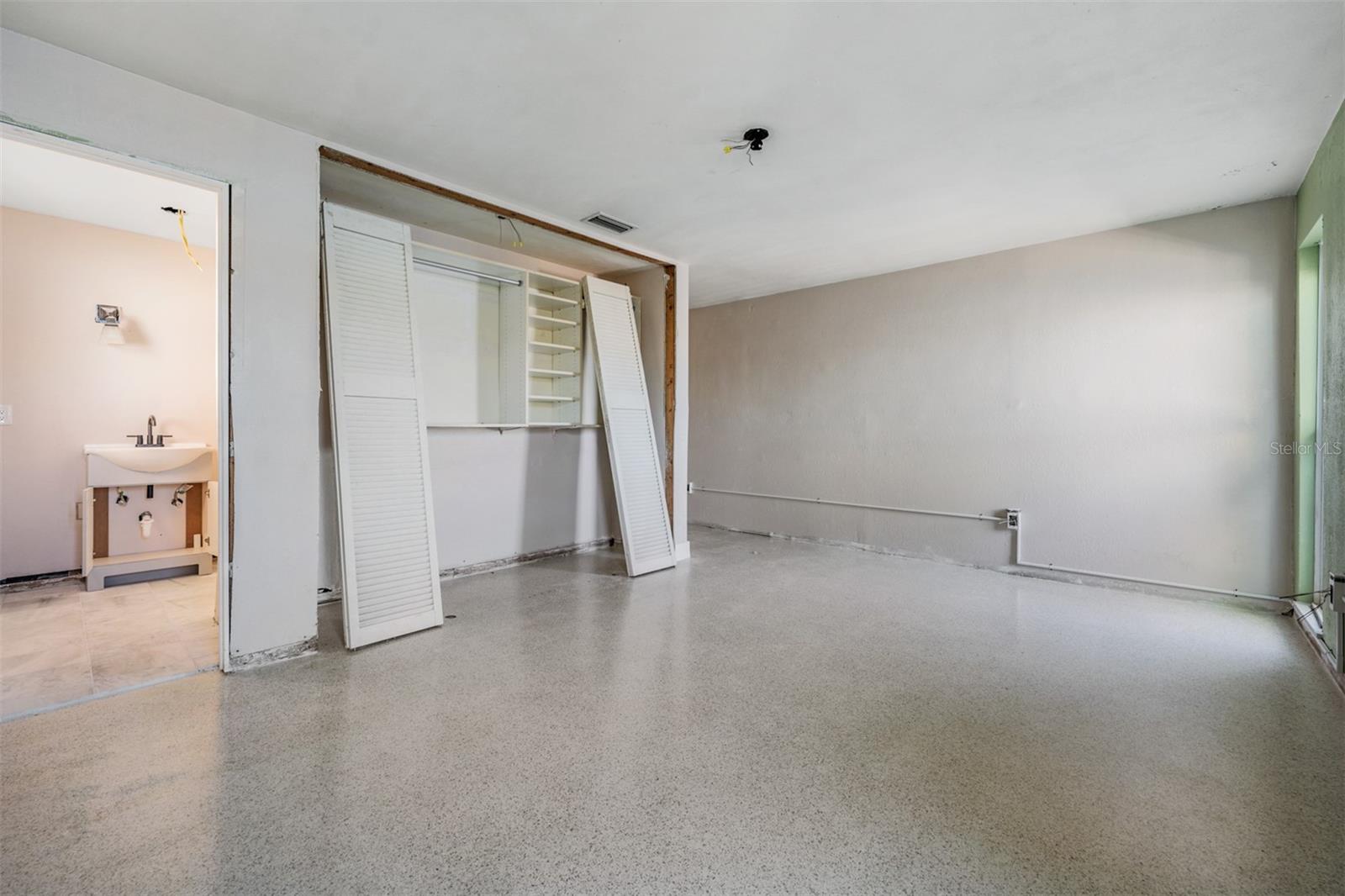 PASADENA GOLF CLUB ESTATES SEC 5 - Residential