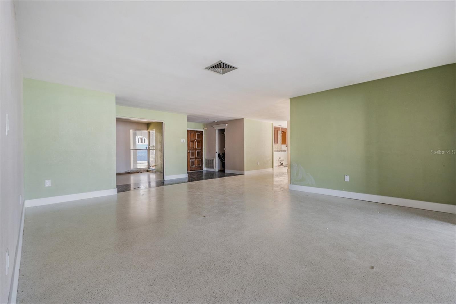 PASADENA GOLF CLUB ESTATES SEC 5 - Residential