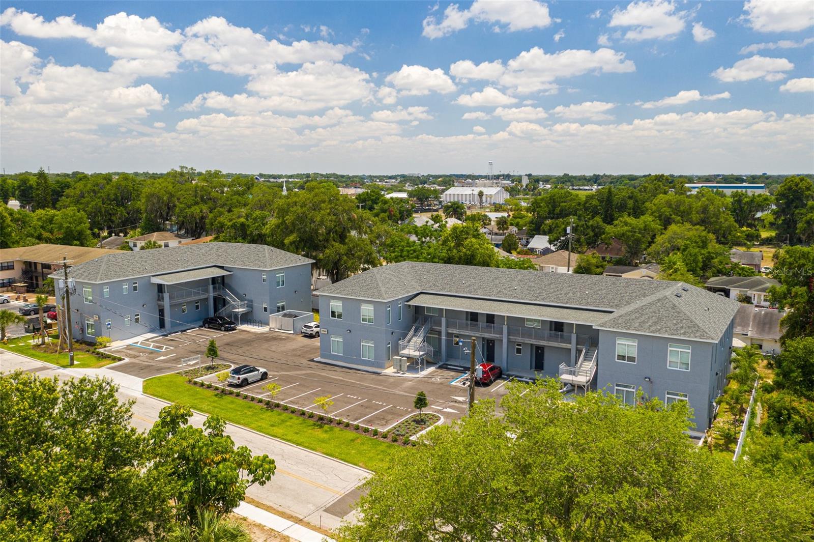 SUNSET PARK - Residential Income