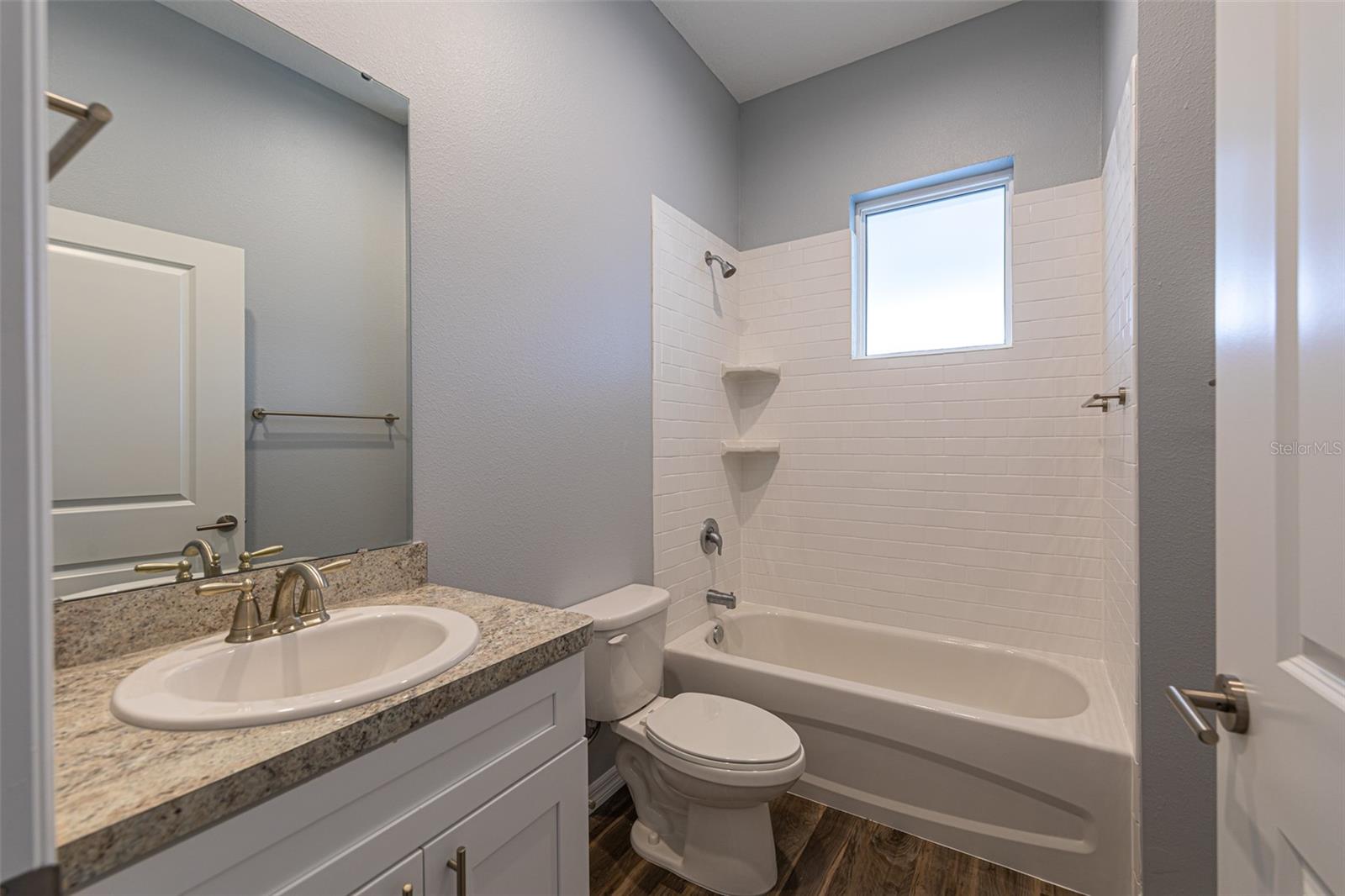 SUNSET PARK - Residential Income