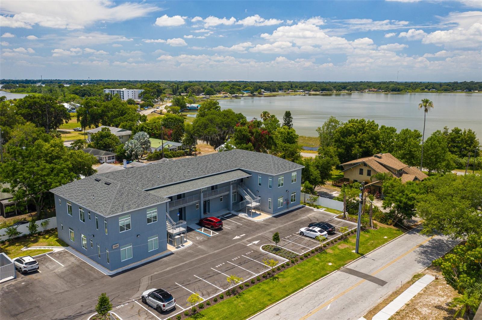 SUNSET PARK - Residential Income