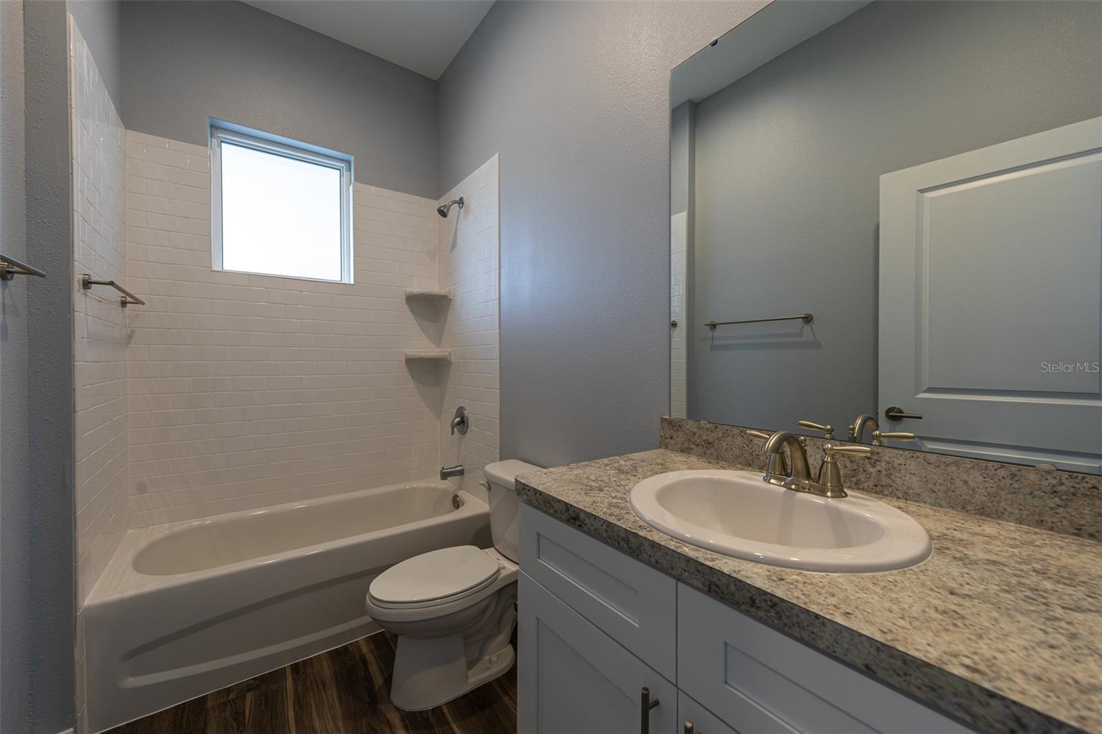 SUNSET PARK - Residential Income