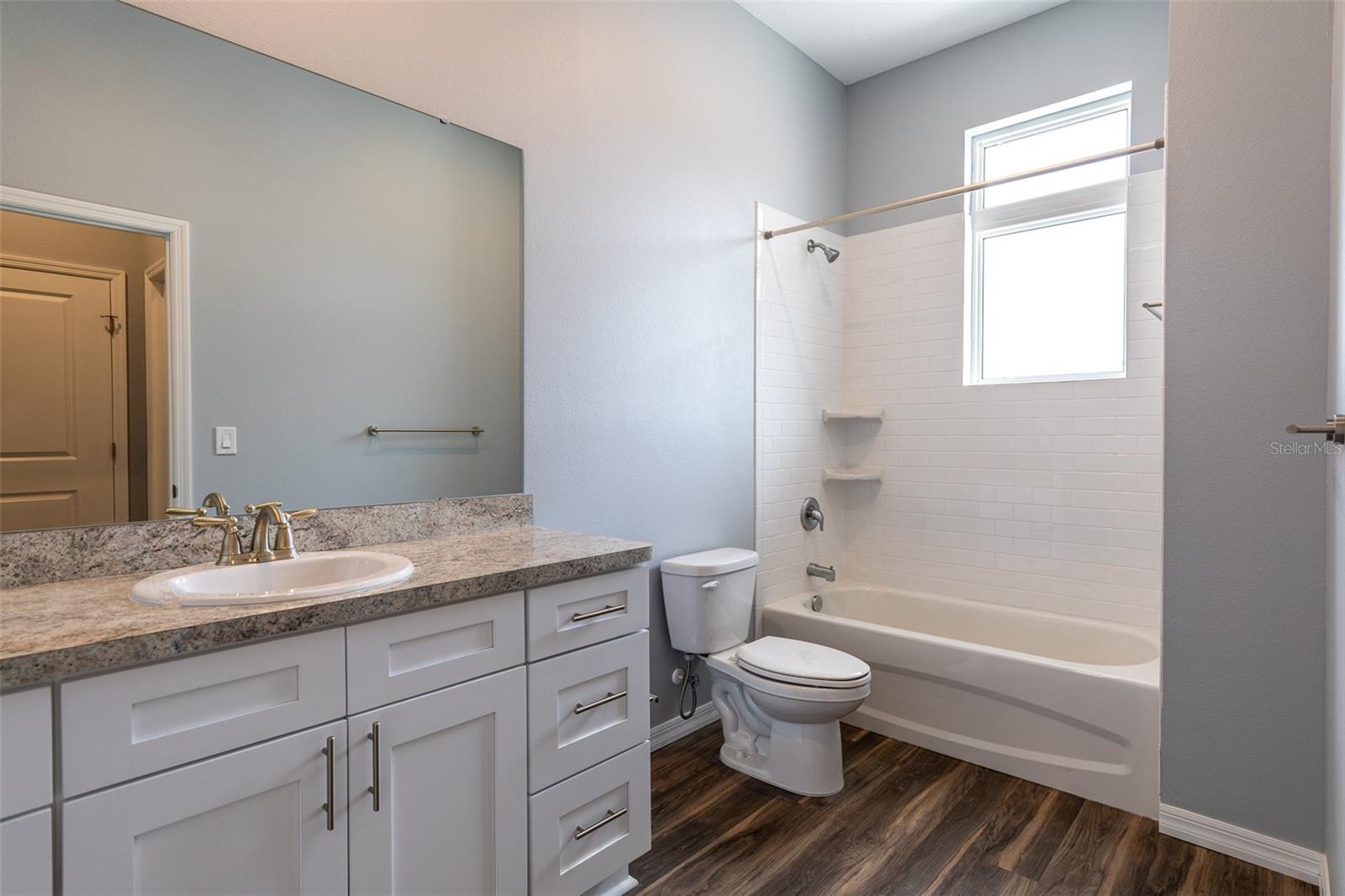 SUNSET PARK - Residential Income