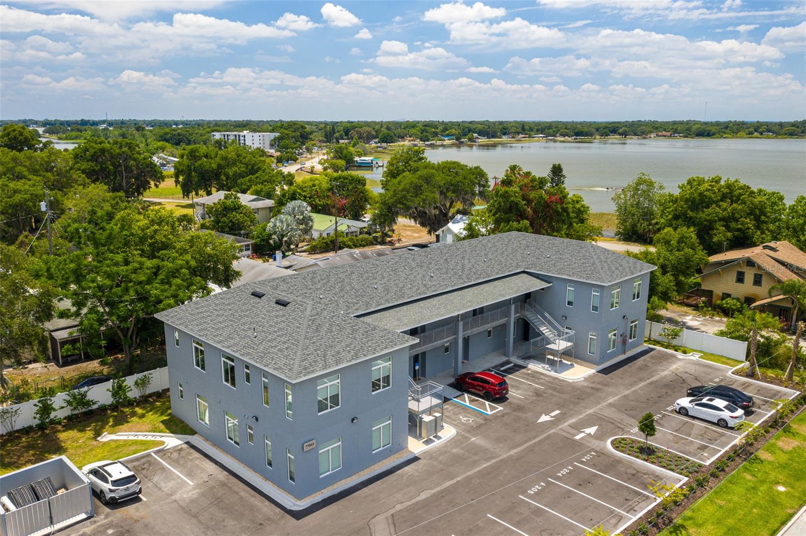 SUNSET PARK - Residential Income