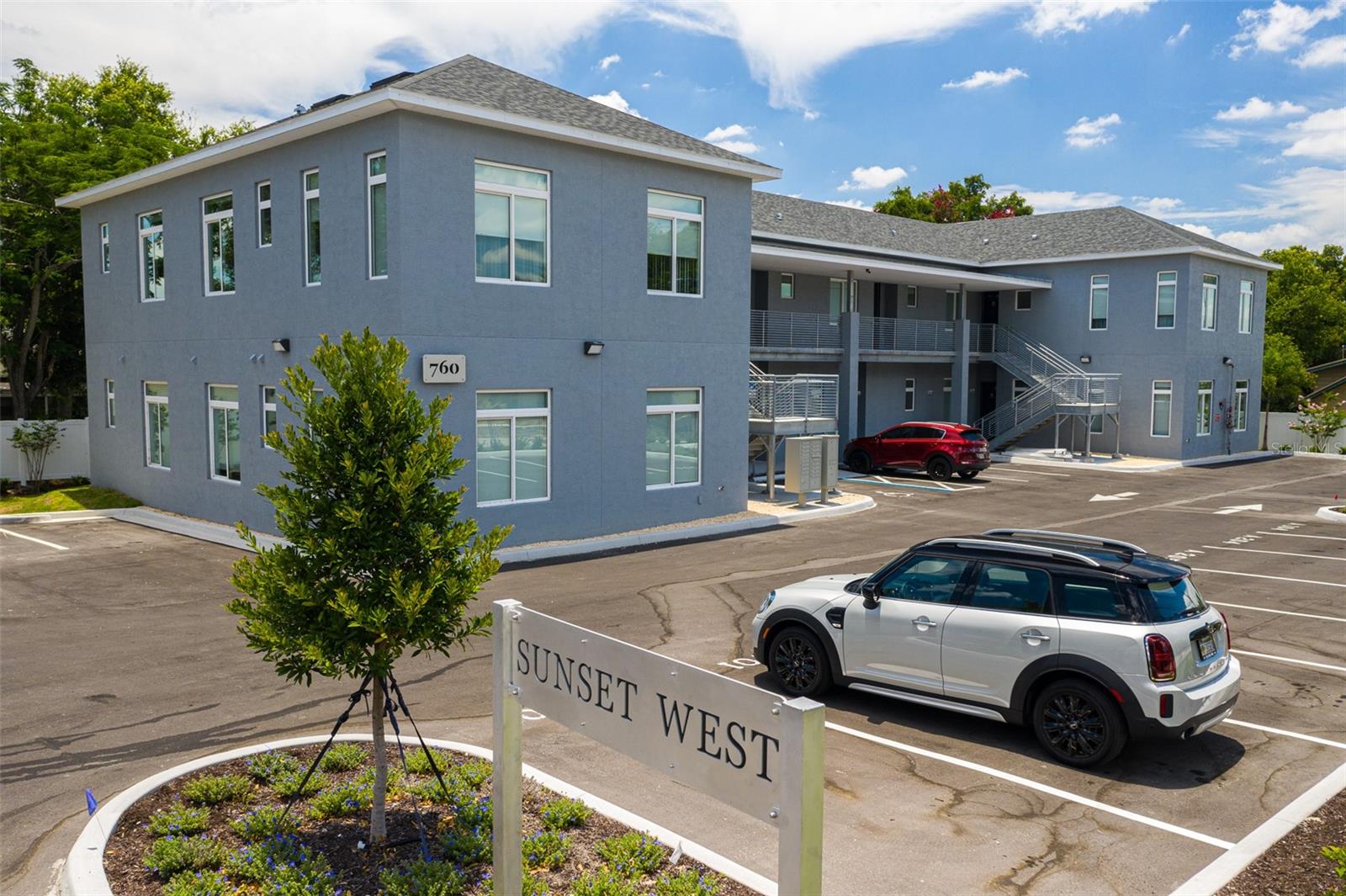 SUNSET PARK - Residential Income