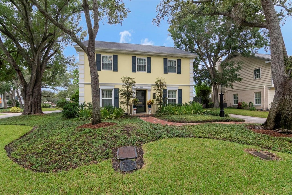 Photo of 1231 S Roxmere Road, Tampa, FL 33629 (MLS # TB8553975)