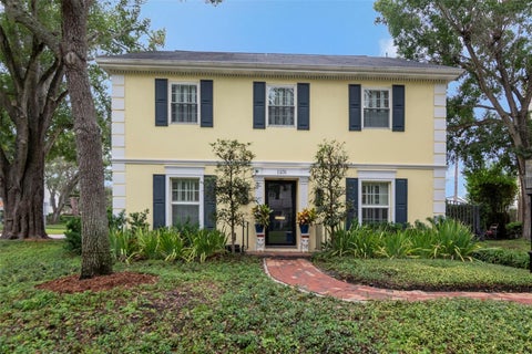 4 beds bed, 2.5 baths bath property at 1231 S Roxmere Road, Tampa, FL 33629