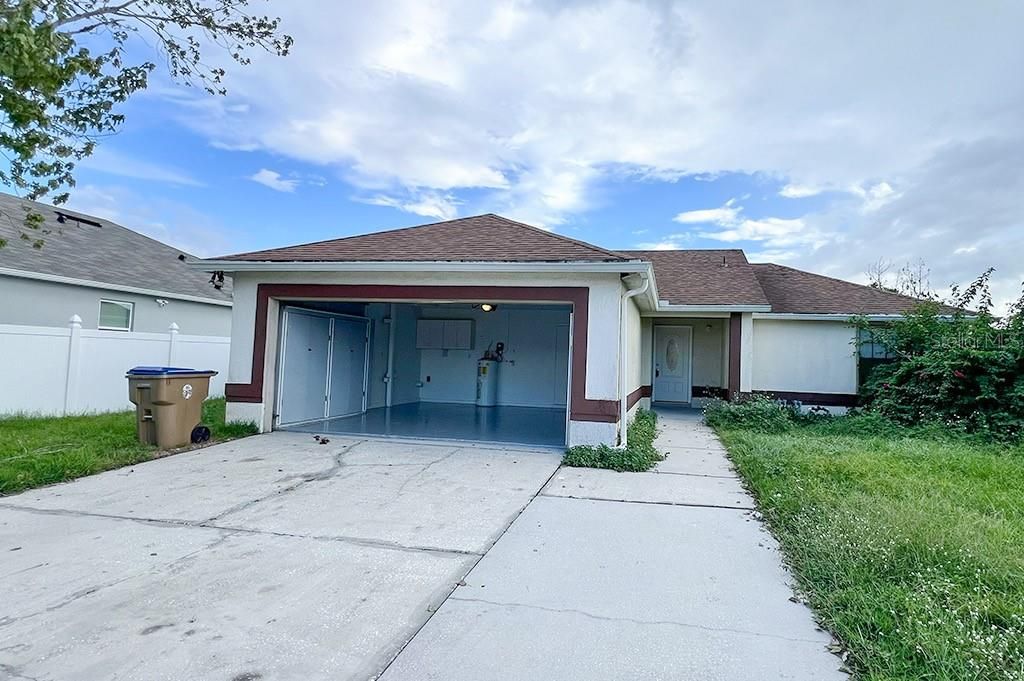 Photo of 10 York Court, Kissimmee, FL 34758 (MLS # S5139459)