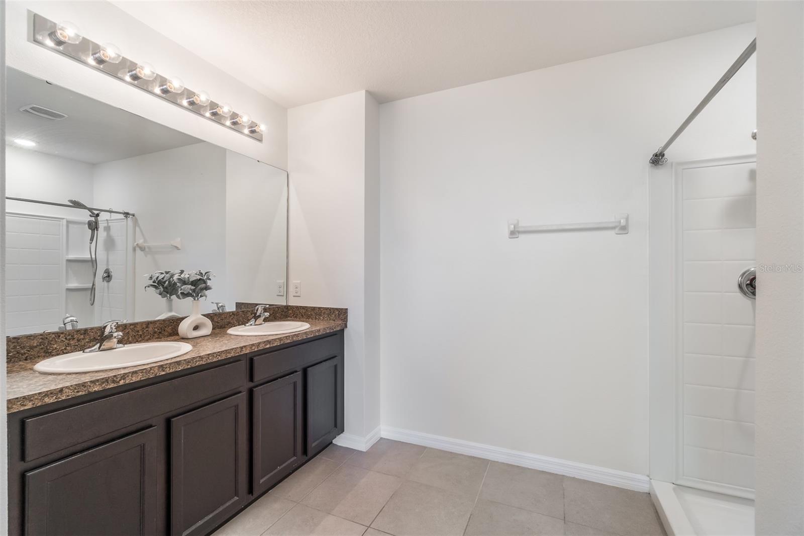 TAHO WOODS - Residential