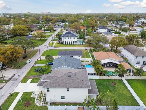 A home in TAMPA