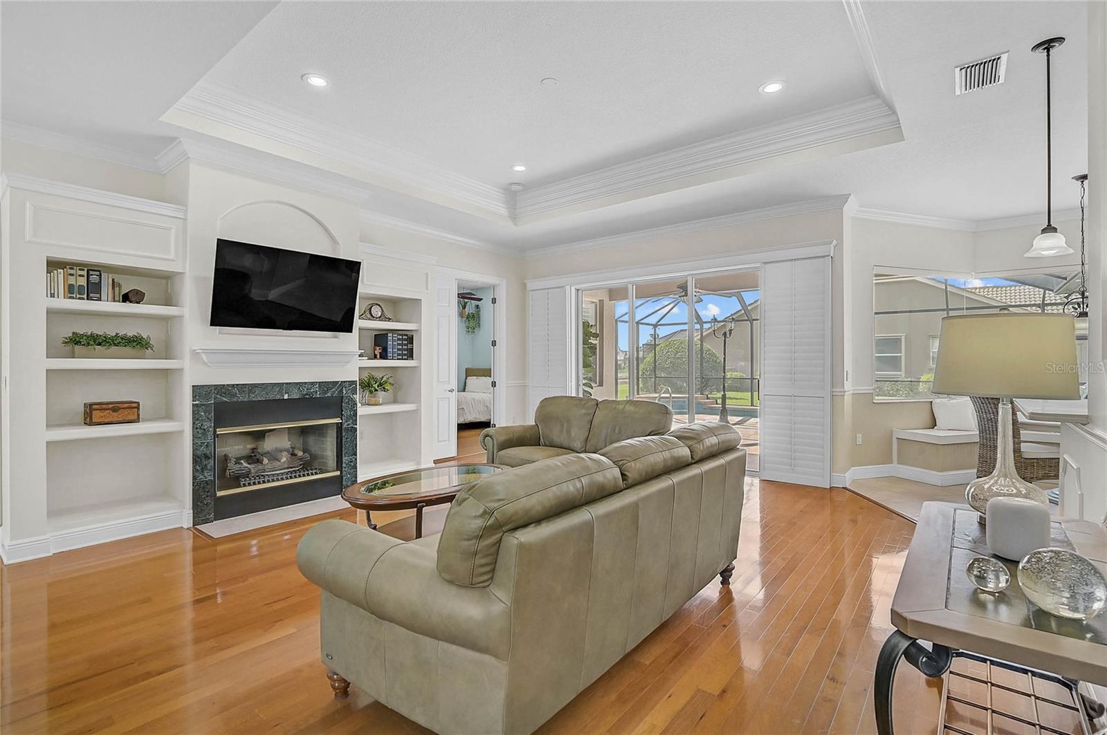 4306 CORSO VENETIA BOULEVARD