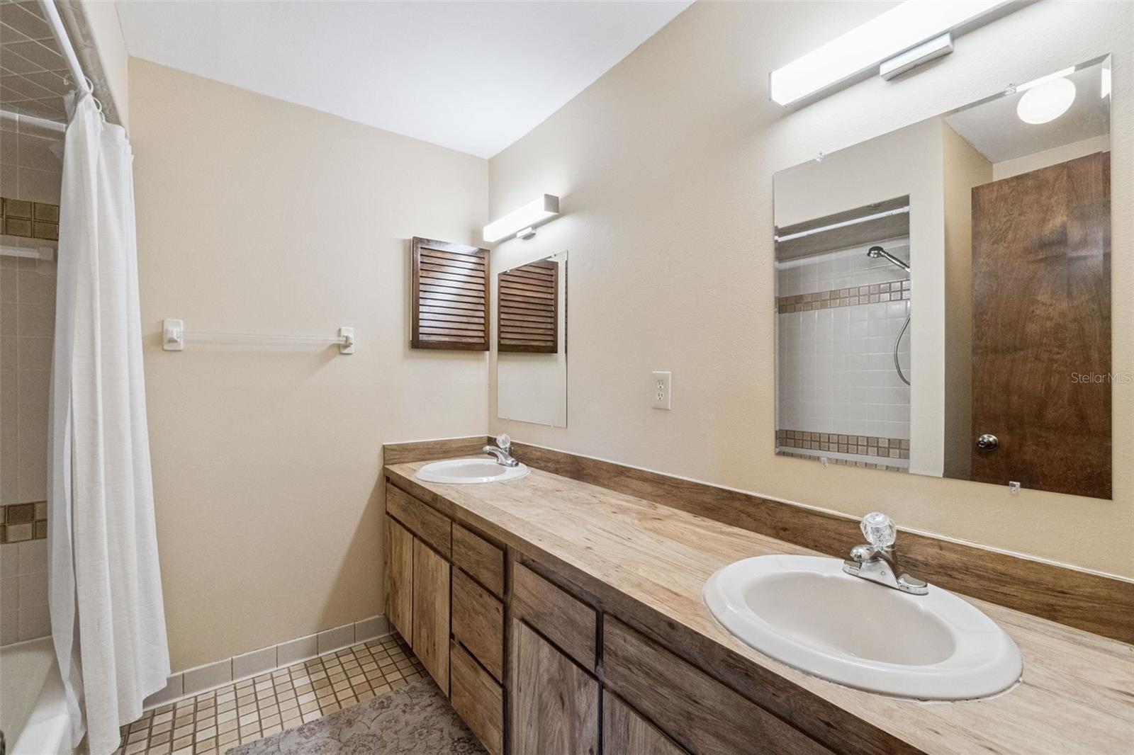 PLEASANT HILL TRAILS UNIT 2 - Residential