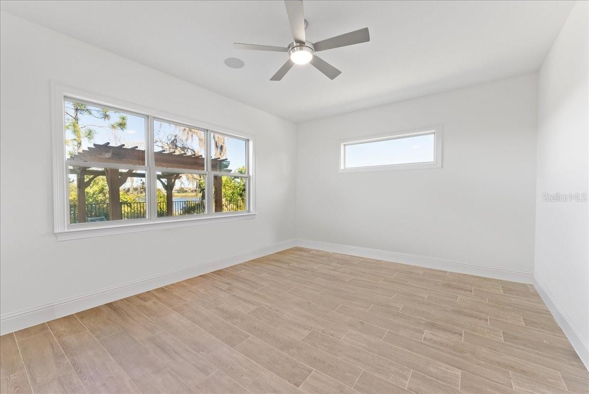 AVALON COVE - Residential