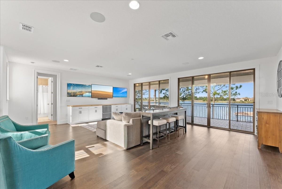 AVALON COVE - Residential