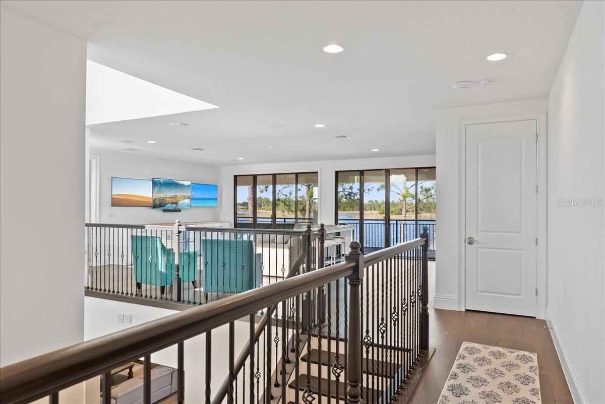 AVALON COVE - Residential