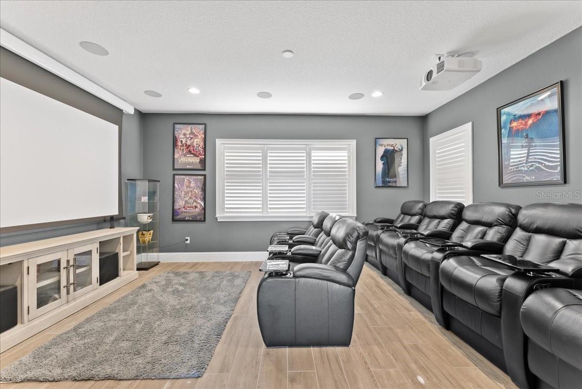 AVALON COVE - Residential